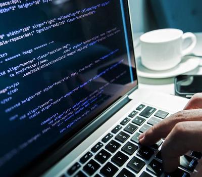 Java在互联网应用与软件开发中的核心特点及技术分析